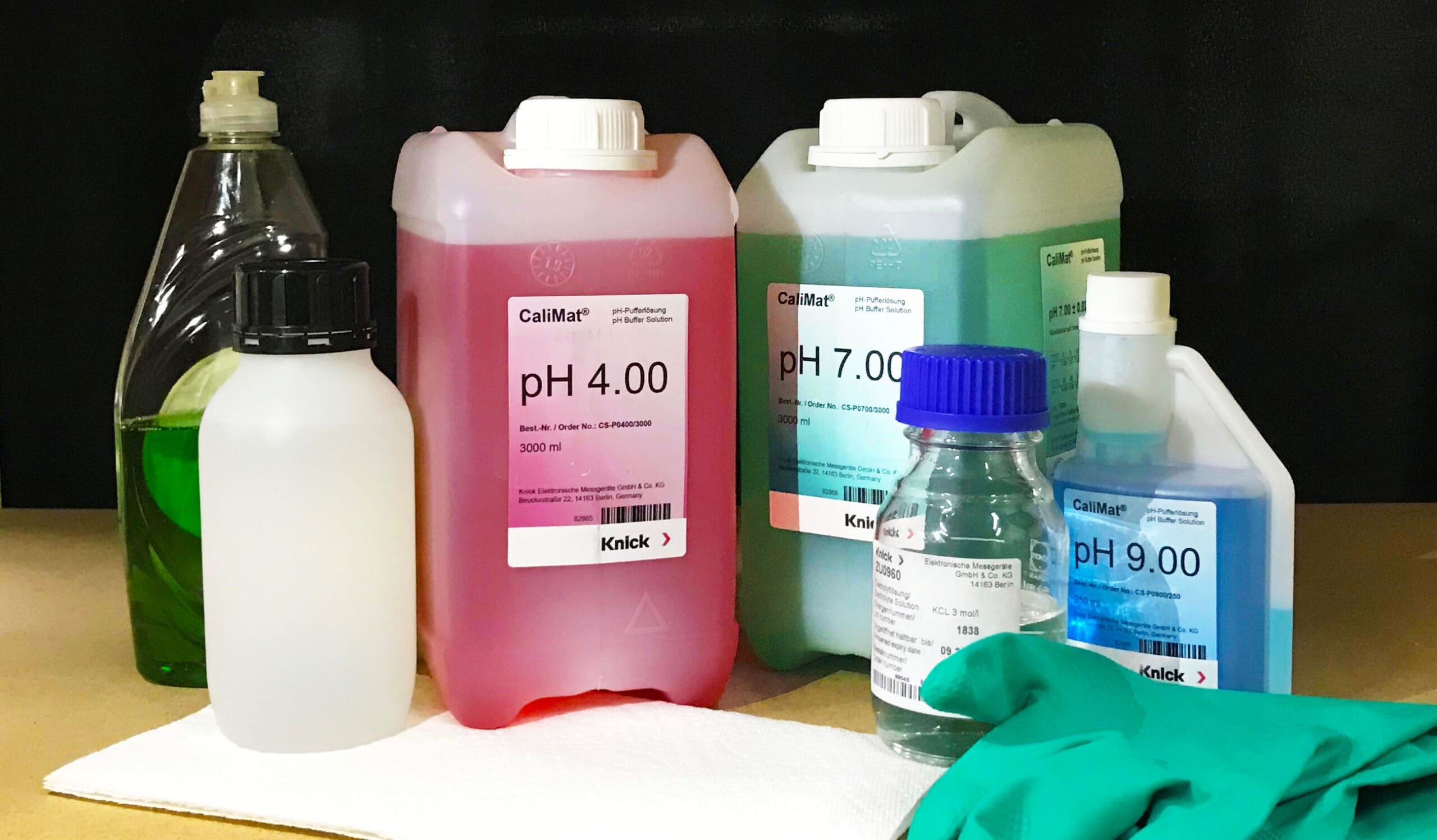 pH Sensor Solutions: Proper Care and Use - M4 Knick